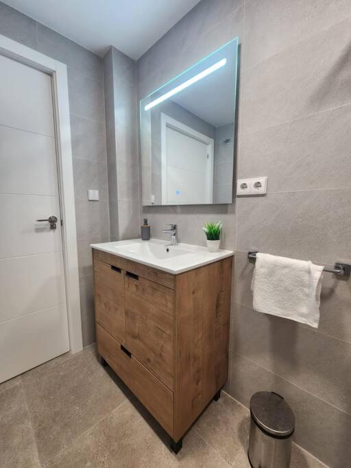 Ferienwohnung Piso De Diseno Elche Exterior foto